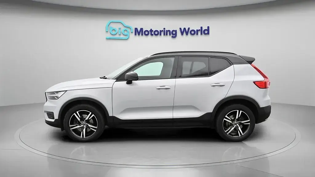 Usado Volvo XC40 R-Design 190 HP (139 kW) 2020 Prateado SUV