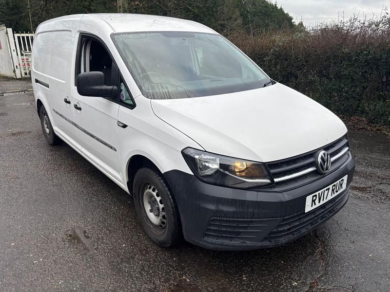 White Used 2017 VW Caddy Maxi Startline MPV | £6,795 (Good price) - Image 1/4