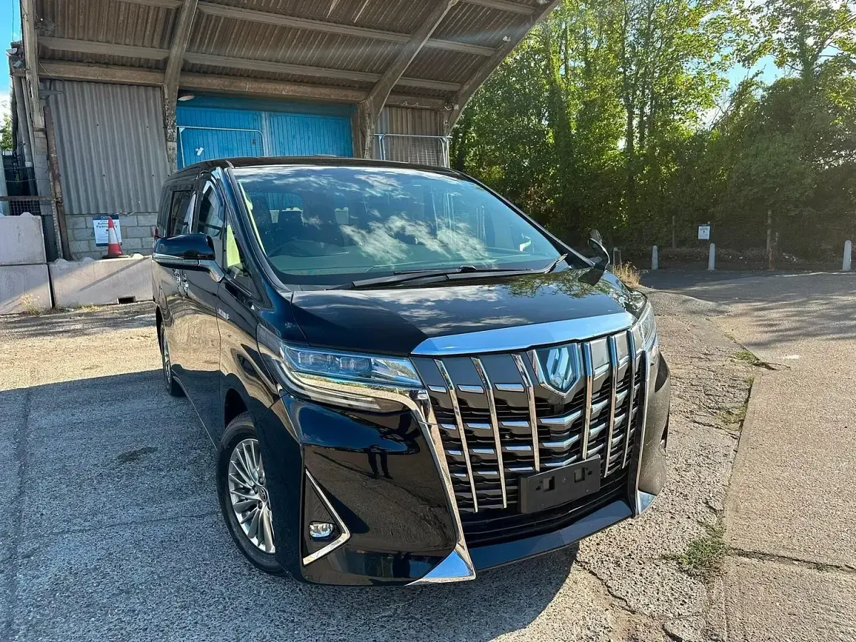 Used Toyota Alphard 190 HP (139 kW) 2026 Black MPV