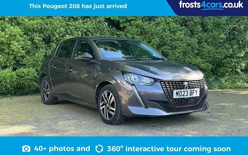 Second-hand Peugeot 208 Allure+ 102 CP (75 kW) 2023 Hatchback