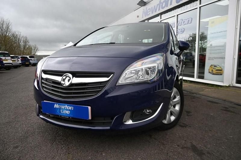 Used Vauxhall Meriva 100 HP (73 kW) 2017 Blue MPV