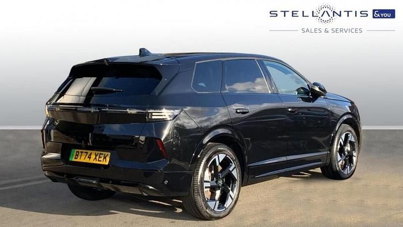 Second-hand Vauxhall Grandland Ultimate 154 kW (210 CP) 2024 Negru SUV