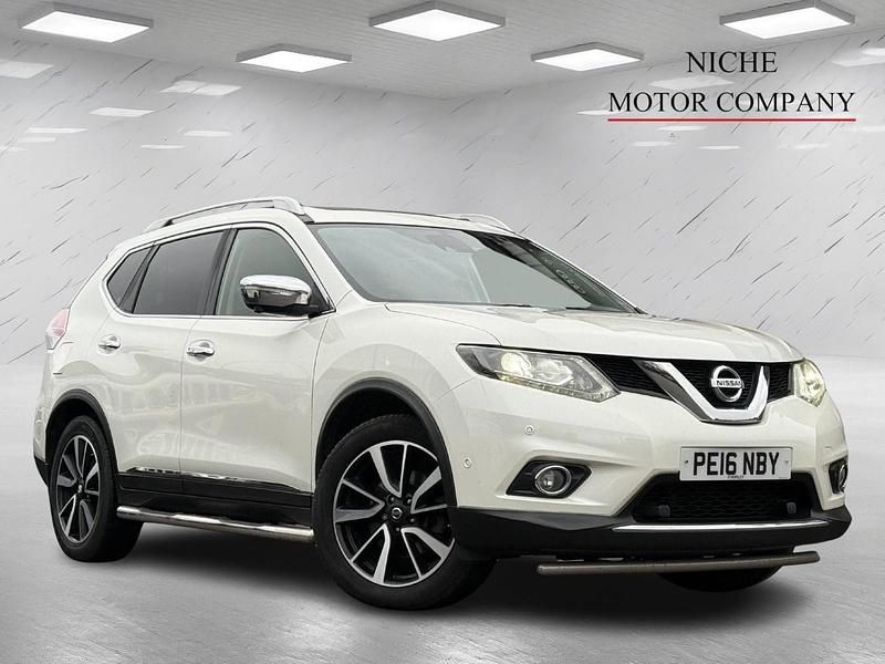 White Used 2016 Nissan X-Trail Tekna SUV | £9,290 (Fair price) - Image 1/4