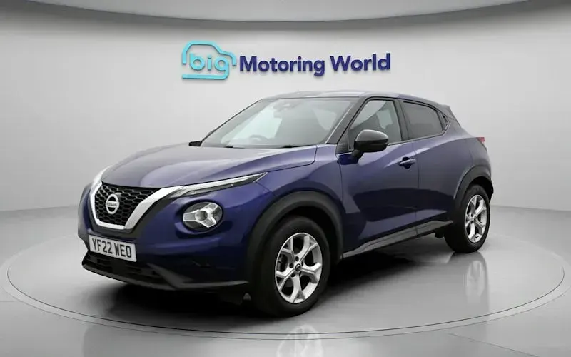 Used Nissan Juke N-Connecta 114 HP (83 kW) 2022 Blue SUV