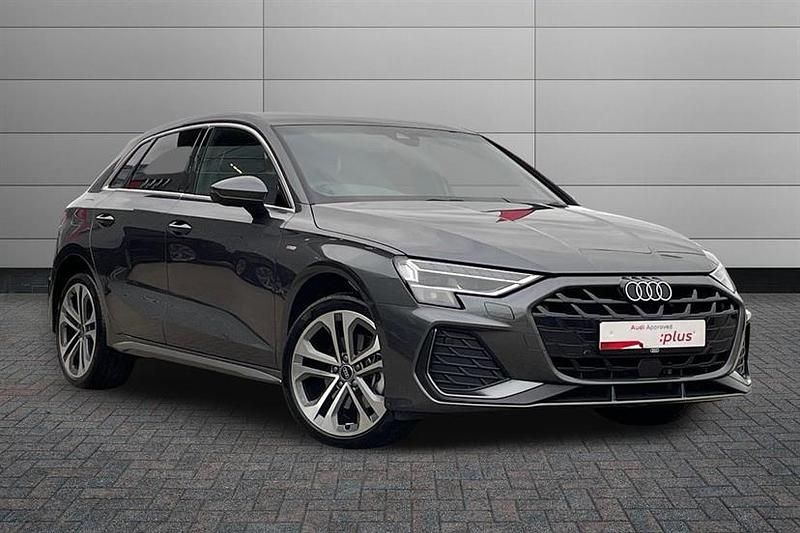Daytona grey Used 2025 Audi A3 e-tron S-Line Hatchback | £28,950 (A bit pricey) - Image 1/4
