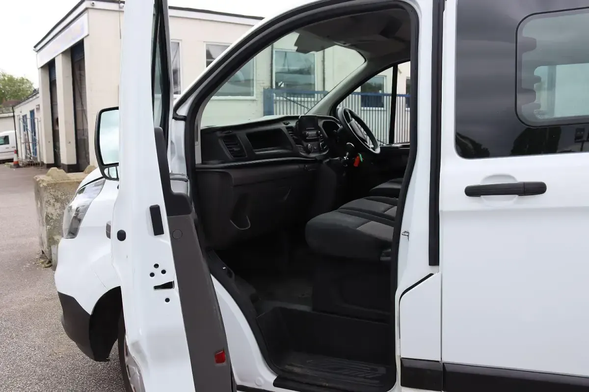 Used Ford Transit 2020 White Estate