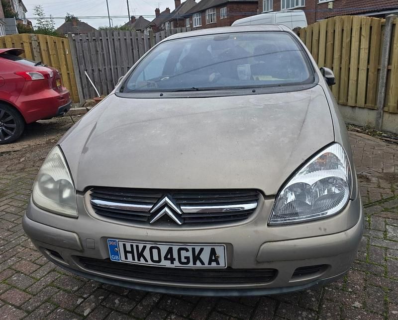 Beige Used 2004 Citroën C5 VTR Sport Hatchback | £550 - Image 1/4