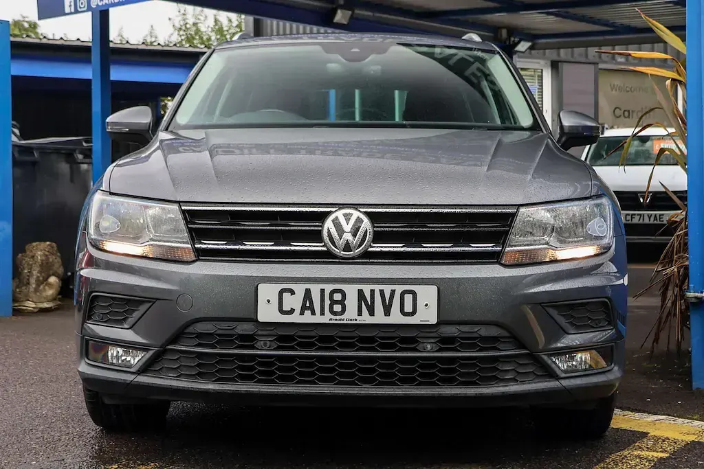 Used VW Tiguan SE 125 HP (91 kW) 2018 Grey SUV