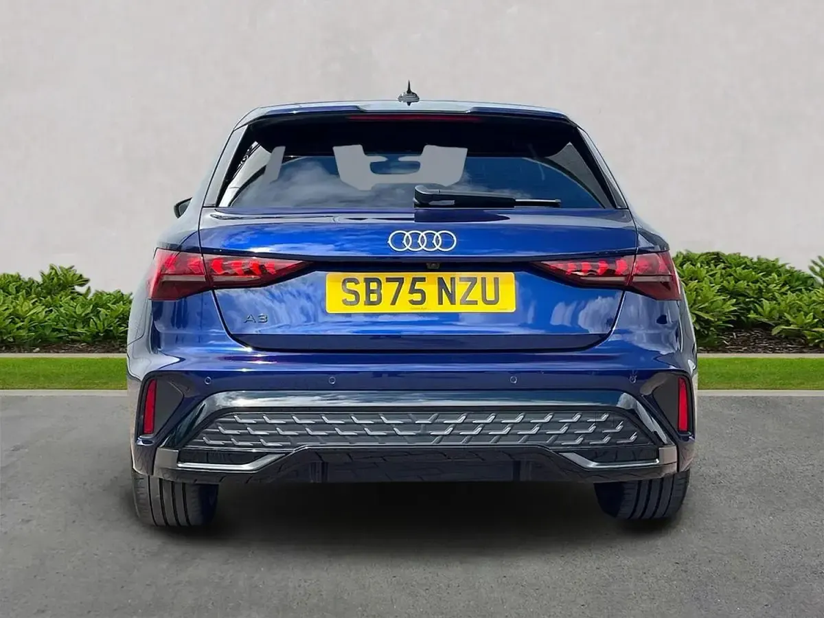 Used Audi A3 Sportback S-Line 150 HP (110 kW) 2026 Blue Hatchback