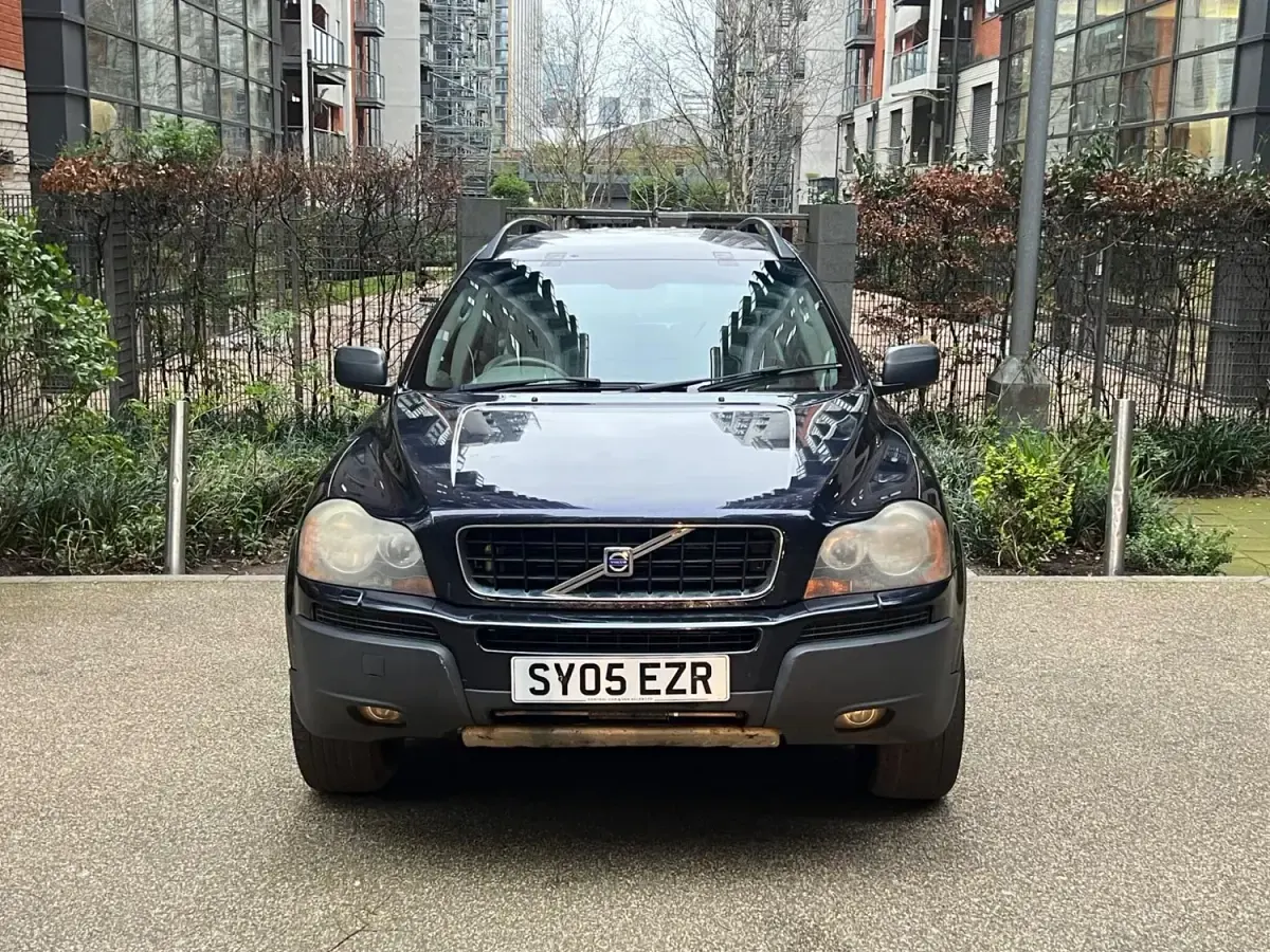 Używany Volvo XC90 SE 185 KM (136 kW) 2005 Niebieski SUV