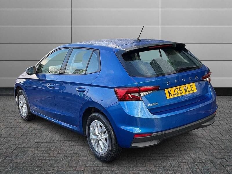 Used Skoda Fabia SE 59 HP (43 kW) 2025 Race blue metallic Hatchback