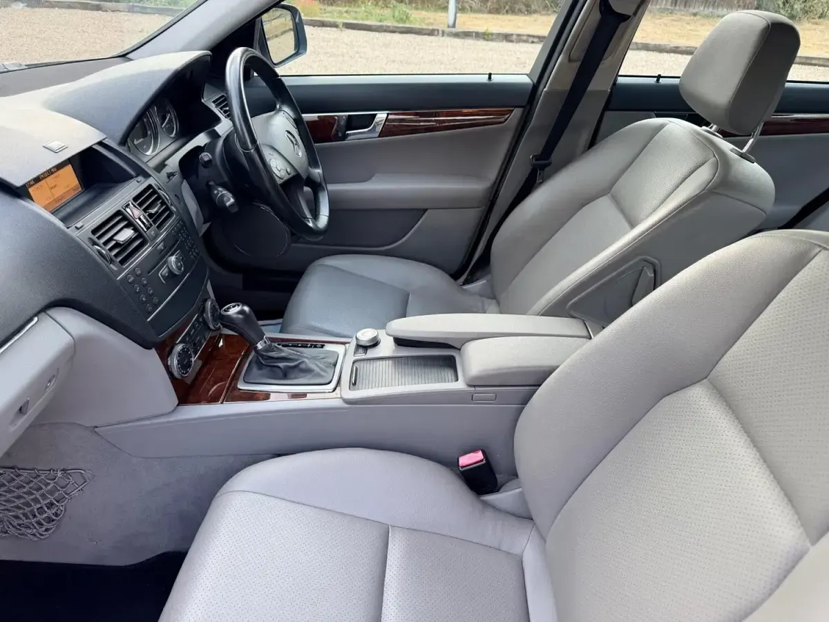 Used Mercedes C180 Elegance 2008 Silver Sedan