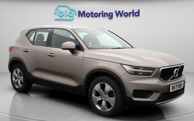 Grey Used 2021 Volvo XC40 Momentum SUV | £18,300 (Good price) - Image 1/4