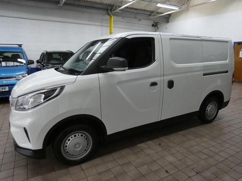 Used Maxus eDeliver 3 89 kW (122 HP) 2022 White Van