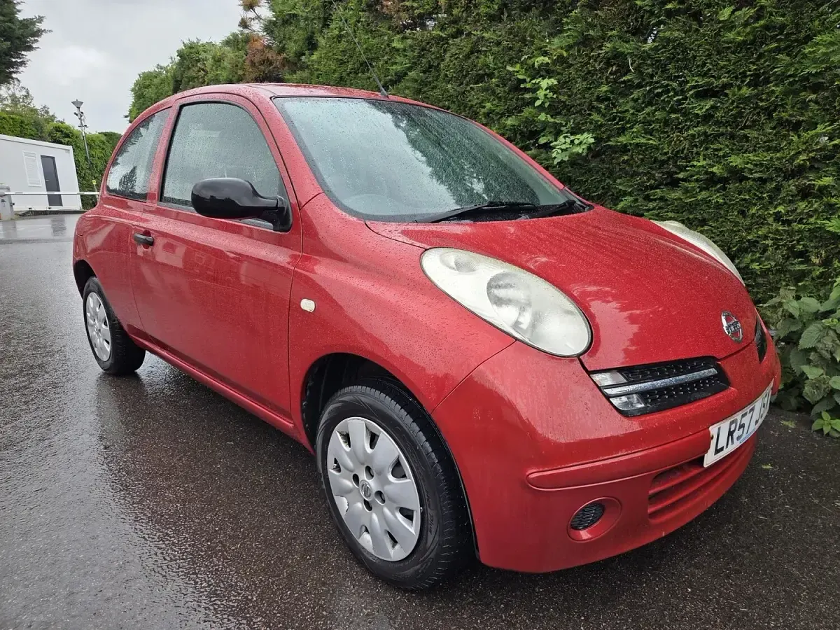 Used Nissan Micra 65 HP (47 kW) 2007 Red Hatchback
