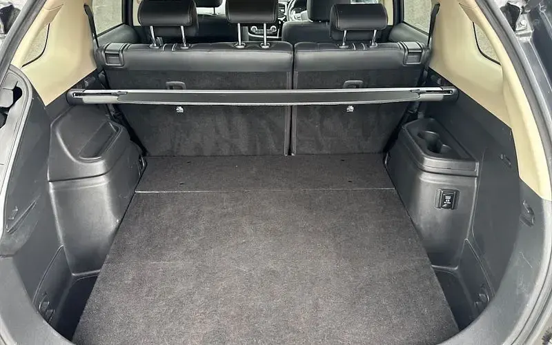 Used Mitsubishi Outlander P-HEV 203 HP (149 kW) 2016 Black SUV