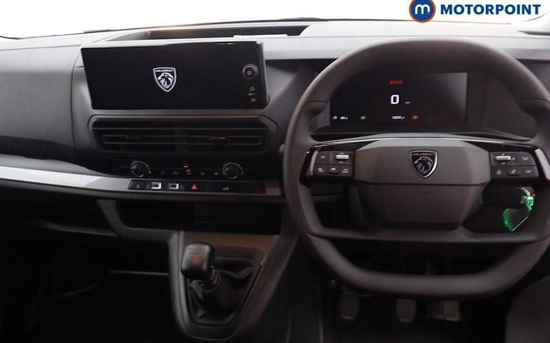 Used Peugeot Expert 120 HP (88 kW) 2025 Van