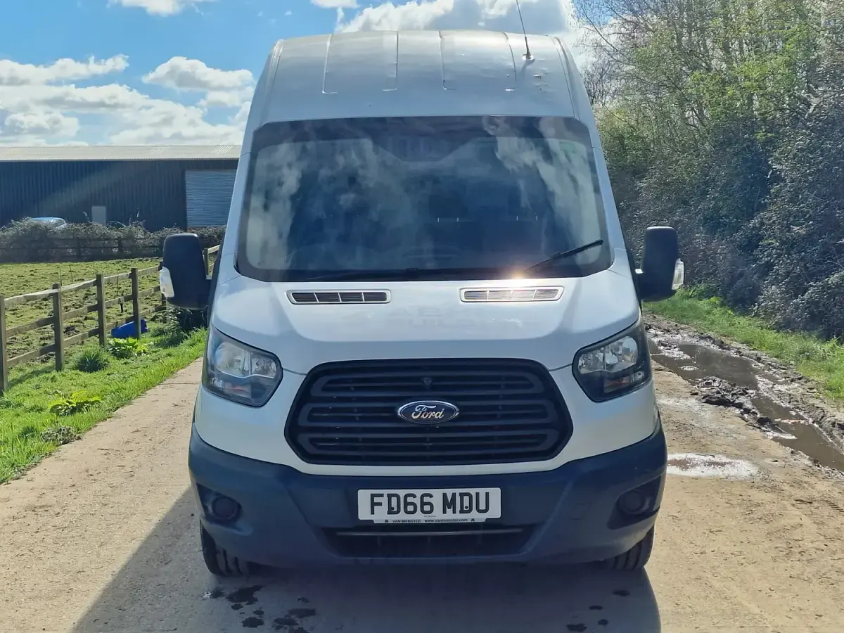 Używany Ford Transit 130 KM (95 kW) 2016 Biały Van
