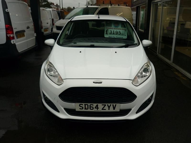 Used Ford Fiesta Sport 2015 White Van