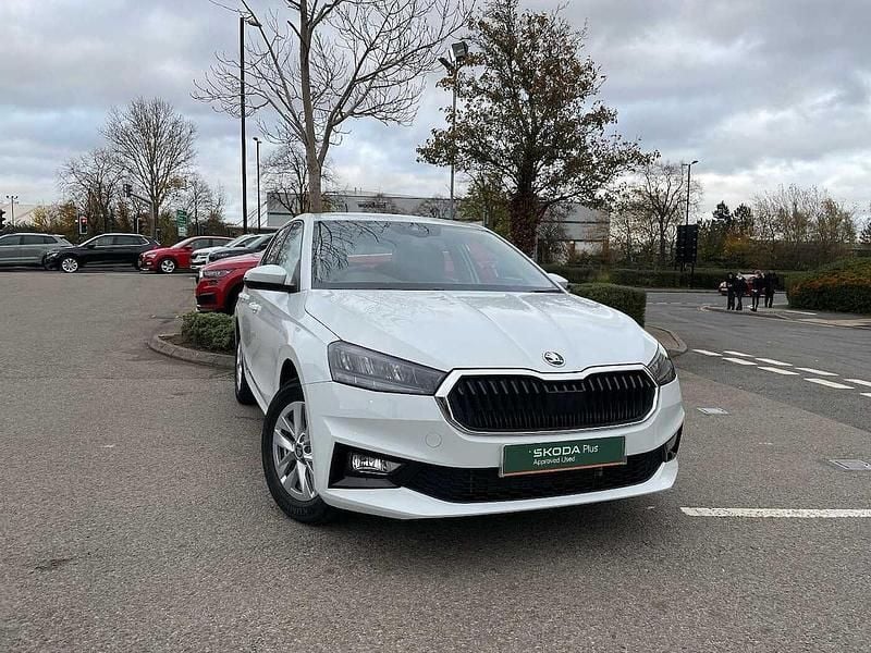 Used Skoda Fabia SE 85 HP (62 kW) 2025 Moon white metallic Hatchback