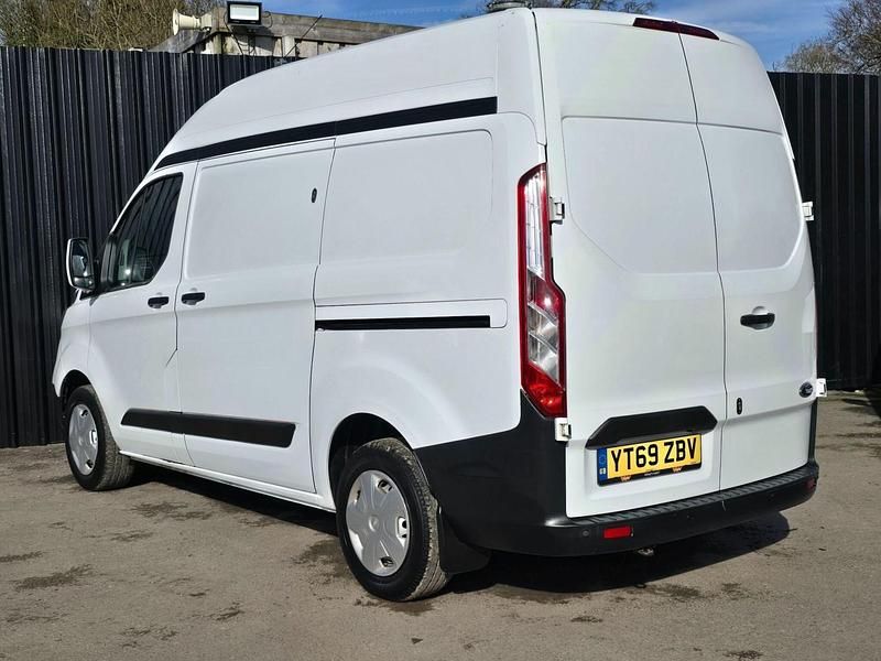 Used Ford Transit Custom S 105 HP (77 kW) 2020 White Van