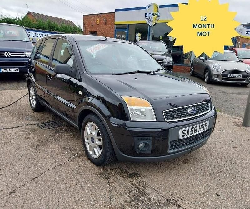 Black Used 2008 Ford Fusion Zetec Hatchback | £2,295 (Fair price) - Image 1/4