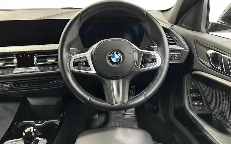 Used BMW 118 M Sport 136 HP (100 kW) 2022 White Hatchback