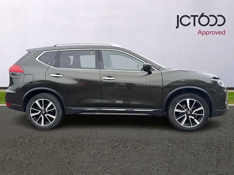 Second-hand Nissan X-Trail Tekna 130 CP (95 kW) 2018 Verde SUV