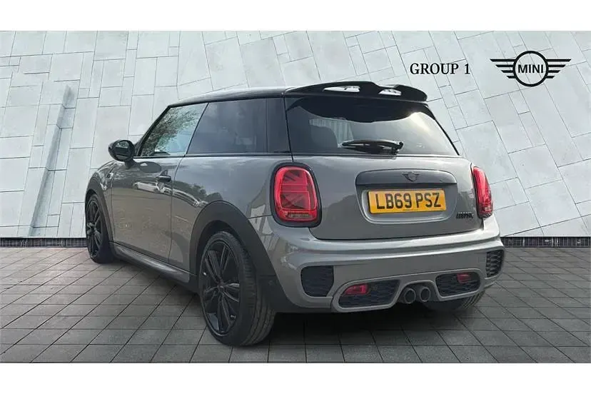 Begagnad Mini Cooper S Sport 192 HK (141 kW) 2019 Grå Halvkombi