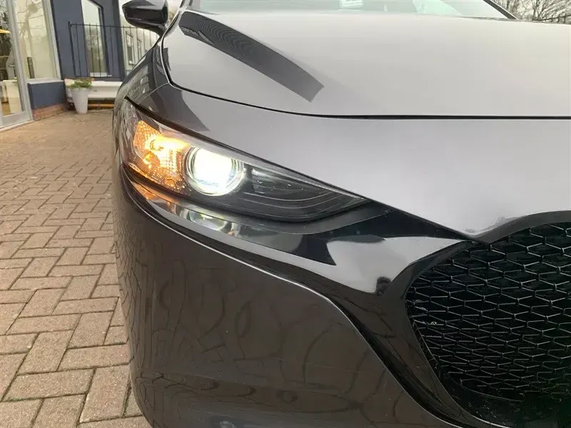 Begagnad Mazda 3 Prime-Line 122 HK (89 kW) 2023 Grå Halvkombi