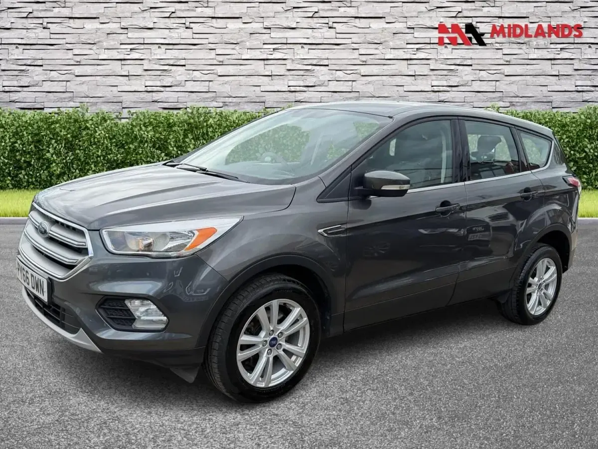 Używany Ford Kuga Zetec 120 KM (88 kW) 2016 Szary SUV