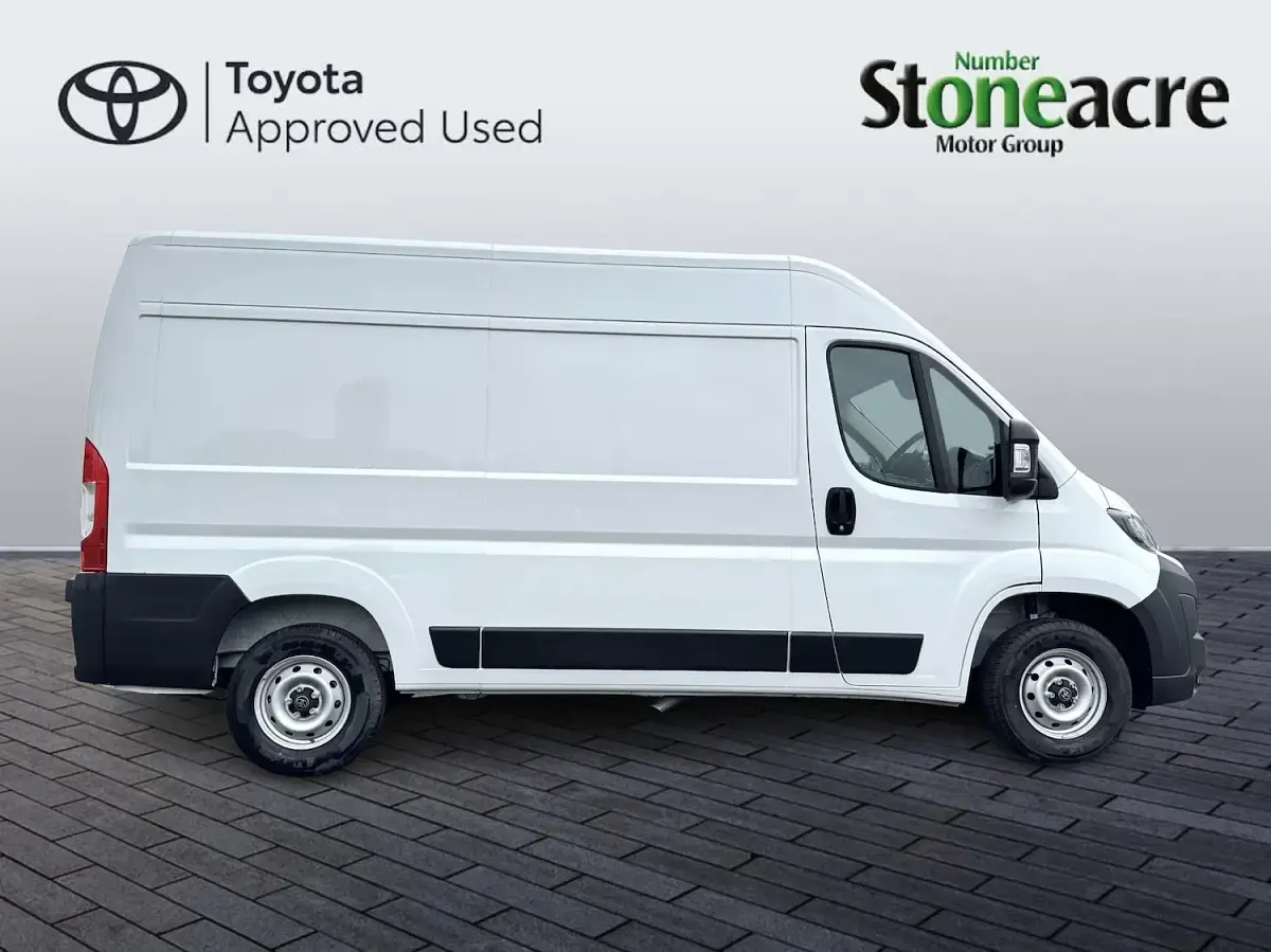 New Toyota Proace H2 2026 White MPV