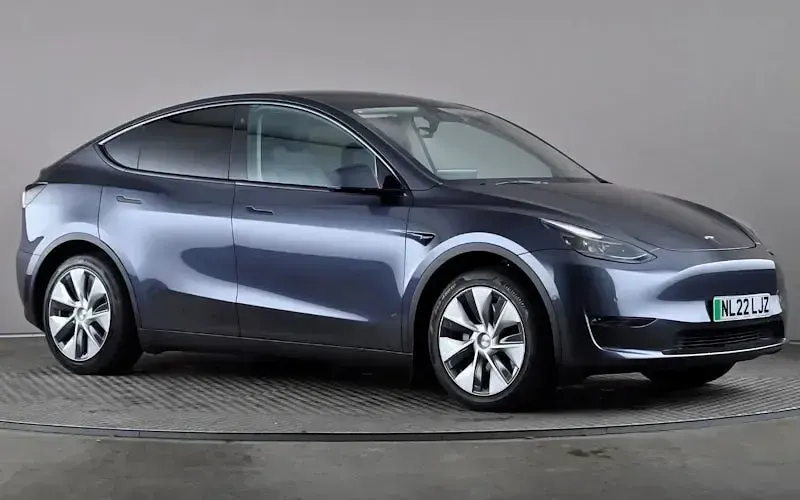 Usado Tesla Model Y Long Range AWD 286 kW (389 HP) 2025 SUV