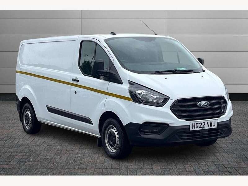 White Used 2022 Ford Transit Custom Van | £17,700 (Fair price) - Image 1/4
