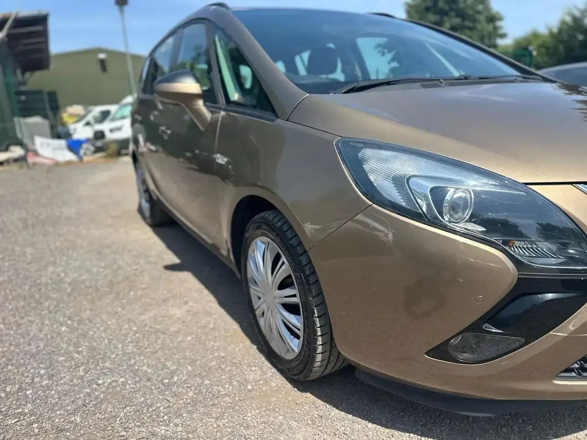 Used Vauxhall Zafira Tourer 2014 Brown MPV