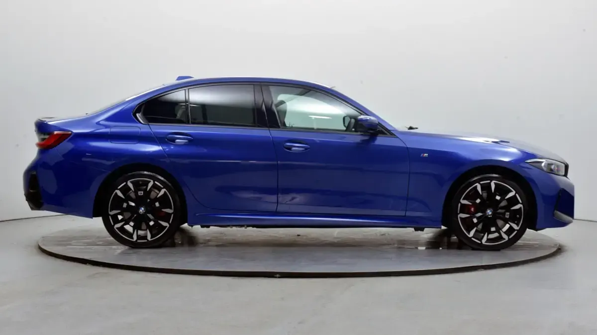Used BMW 330 M Sport 288 HP (211 kW) 2026 Blue