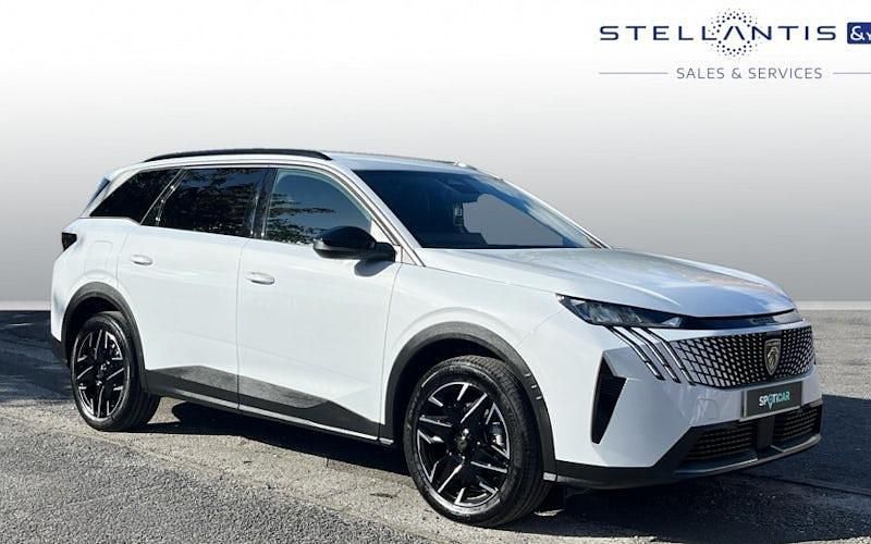 White Used 2024 Peugeot 5008 Allure MPV | £28,366 (Fair price) - Image 1/4