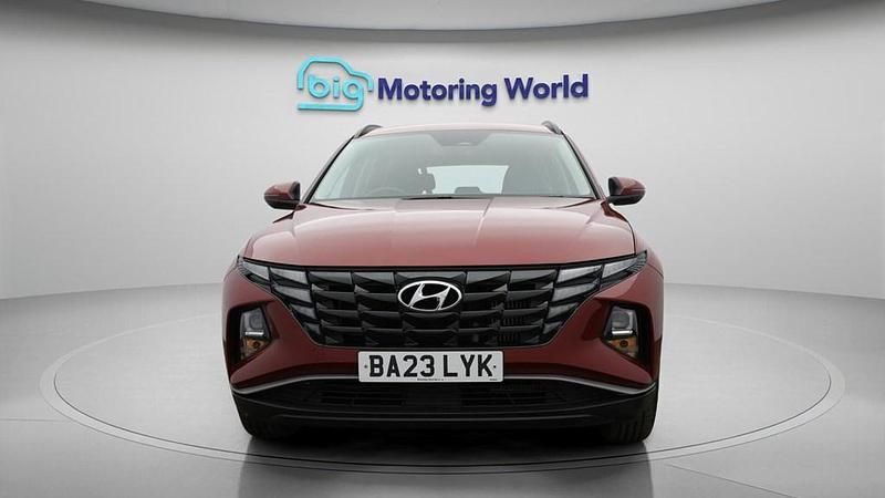 Used Hyundai Tucson SE 150 HP (110 kW) 2023 Red SUV