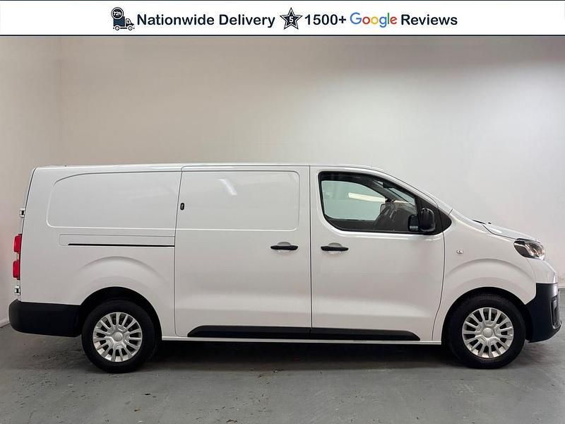 Occasion Toyota Proace 140 ch (102 kW) 2024 Blanc Monospace