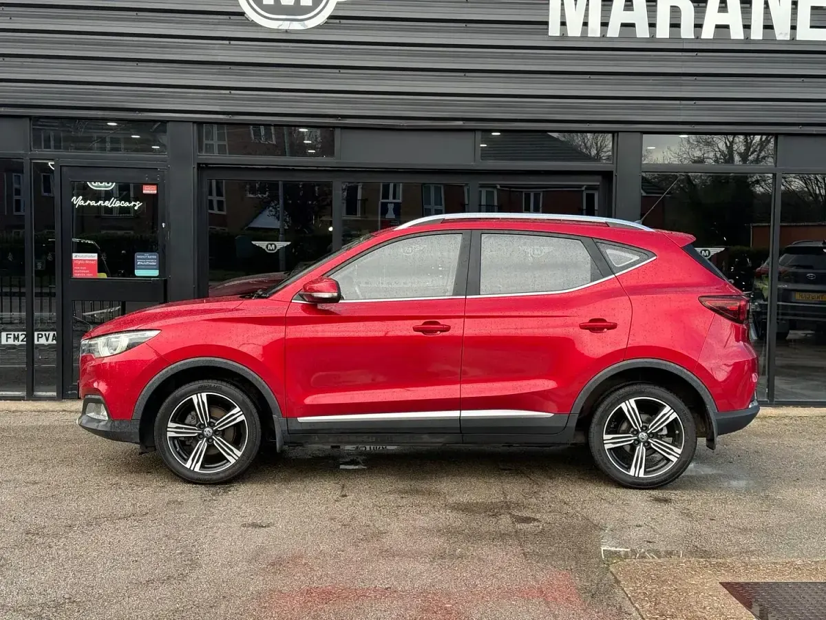 Used MG ZS Exclusive 106 HP (77 kW) 2018 Red SUV
