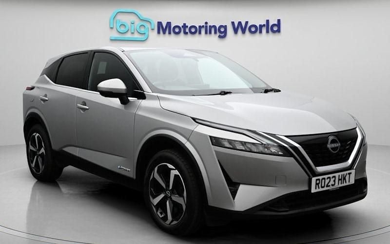 Used Nissan Qashqai N-Connecta 190 HP (139 kW) 2023 Silver SUV