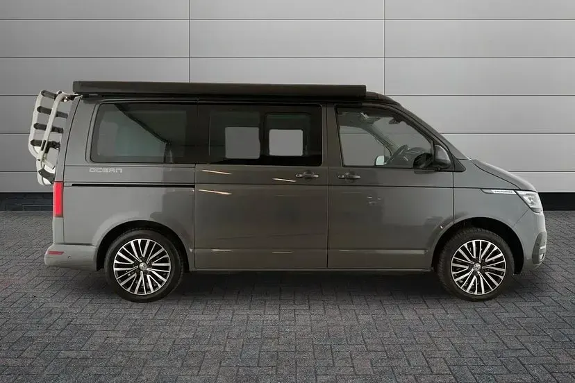 Used VW California California 204 HP (150 kW) 2023 Indium grey Van