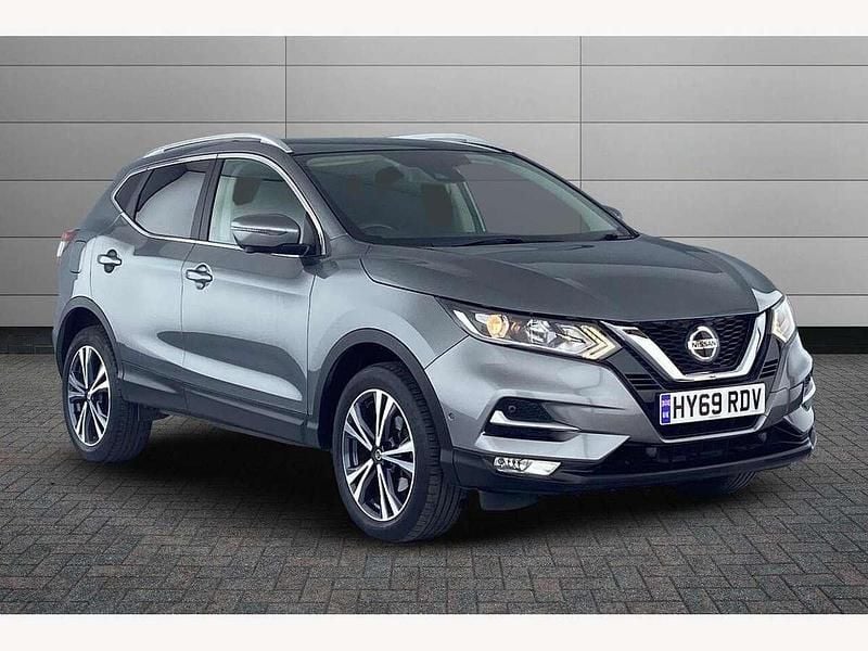 Gun metallic Used 2019 Nissan Qashqai N-Connecta SUV | £13,450 (Good price) - Image 1/3