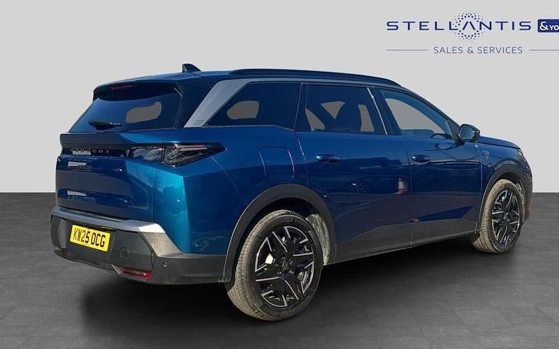 Used Peugeot 5008 GTi 136 HP (100 kW) 2025 Blue SUV