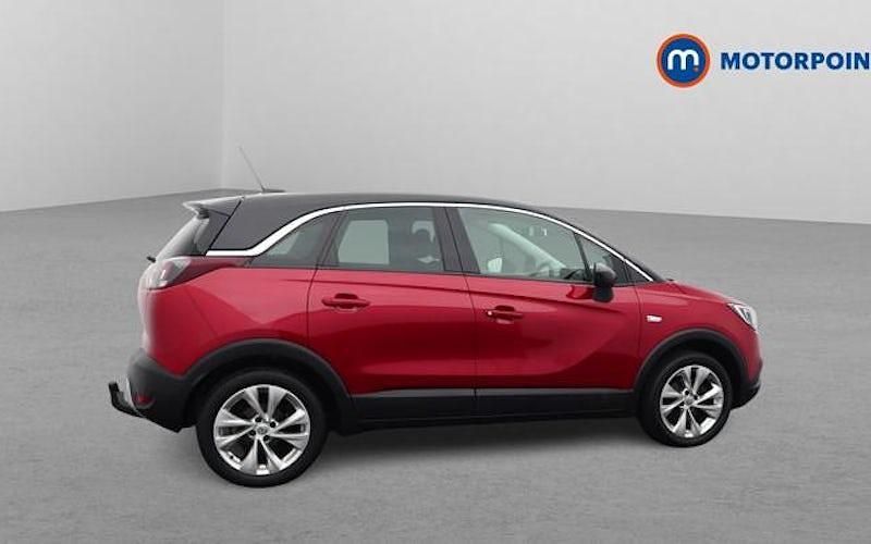 Red Used 2019 Vauxhall Crossland X Business Edition SUV | £9,399 (Fair price) - Image 1/4