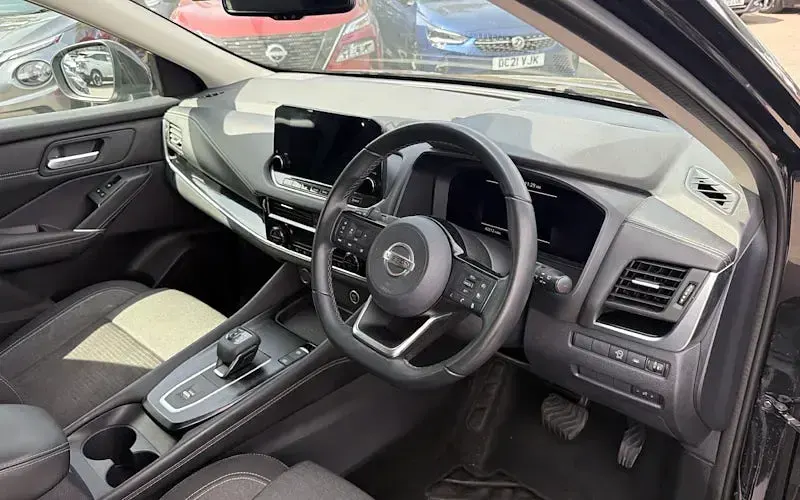 Used Nissan Qashqai N-Connecta 158 HP (116 kW) 2022 Black SUV