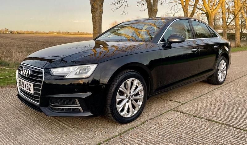 Used Audi A4 Comfort 150 HP (110 kW) 2019 Black Sedan