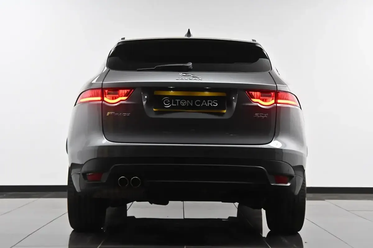 Used Jaguar F-Pace R-Sport 180 HP (132 kW) 2019 Grey SUV