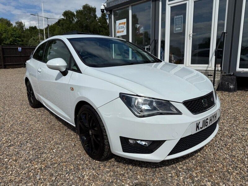 White Used 2016 Seat Ibiza FR Hatchback | £5,690 (A bit pricey) - Image 1/4
