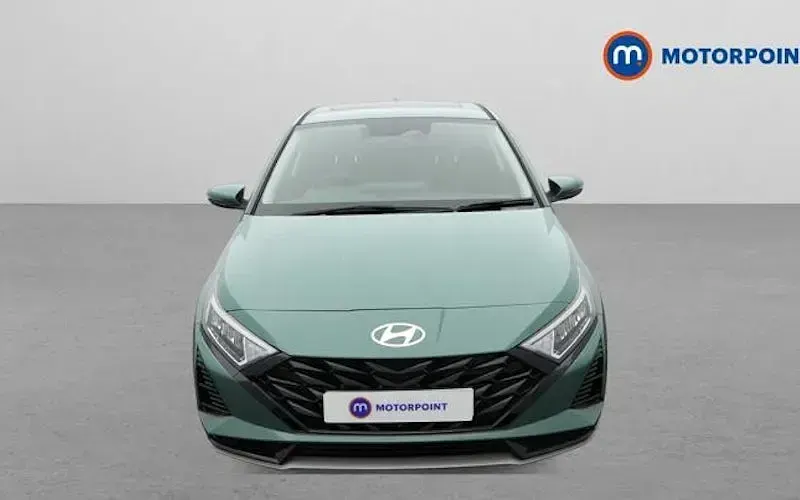 Used Hyundai i20 Ultimate 101 HP (74 kW) 2025 Green Hatchback